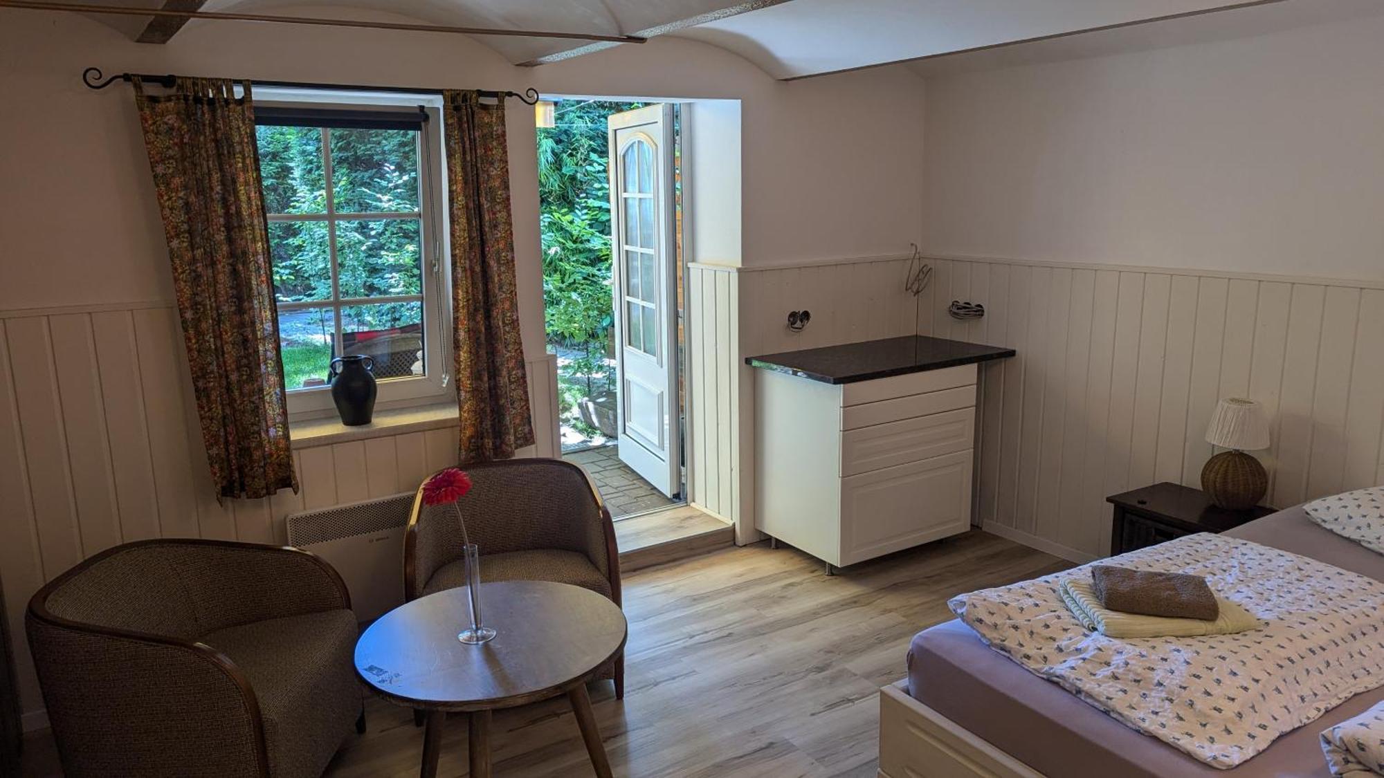 Fuenf Linden Hotel Straupitz Bagian luar foto