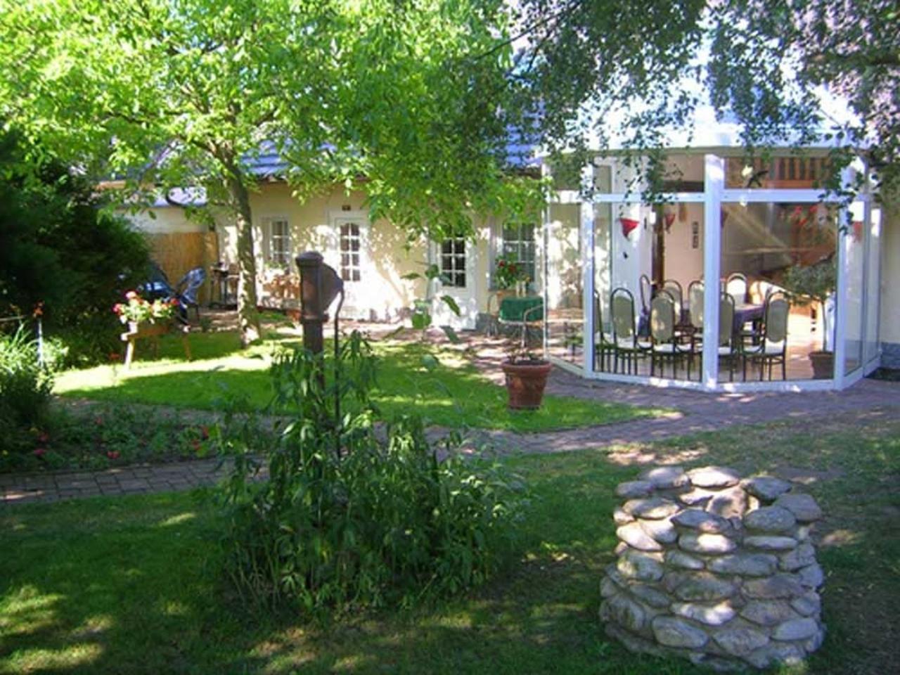 Fuenf Linden Hotel Straupitz Bagian luar foto